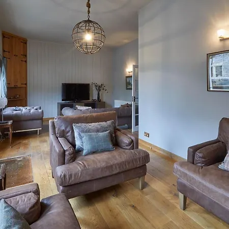 Dom wakacyjny Host & - The Old Post Office *